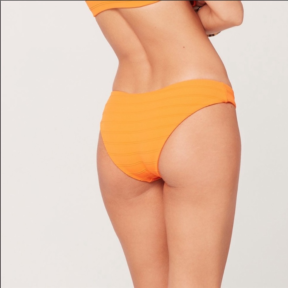 L space sandy bottom tangerine medium